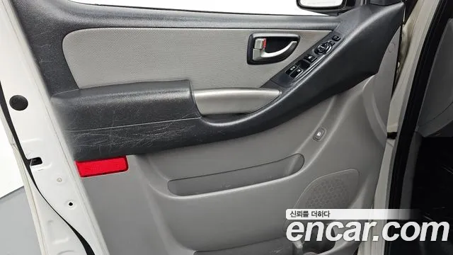 Hyundai Starex 2014 — фото 14