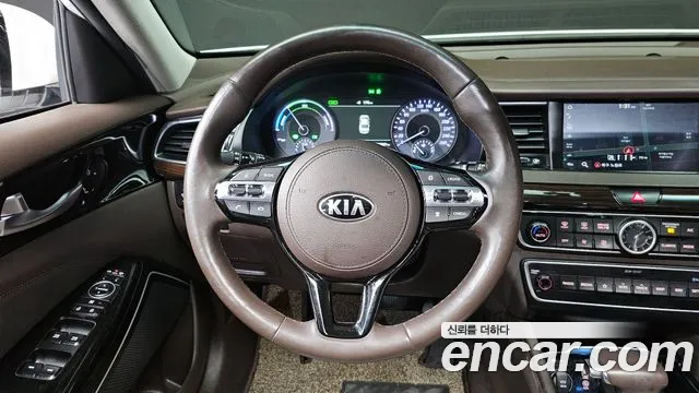 Kia K7 2019 — фото 14