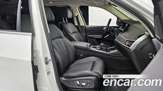 BMW X7 2022 — фото 16