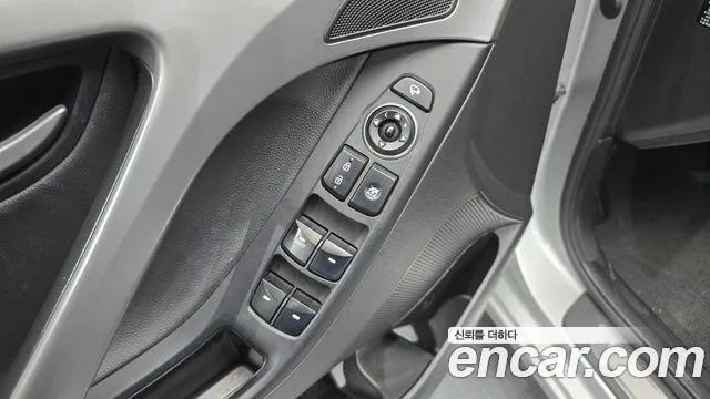 Hyundai AVANTE 2015 — фото 16