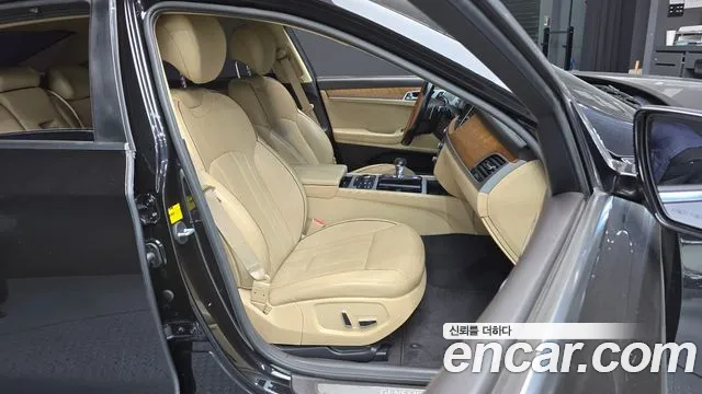 Genesis G80 2018 — фото 12