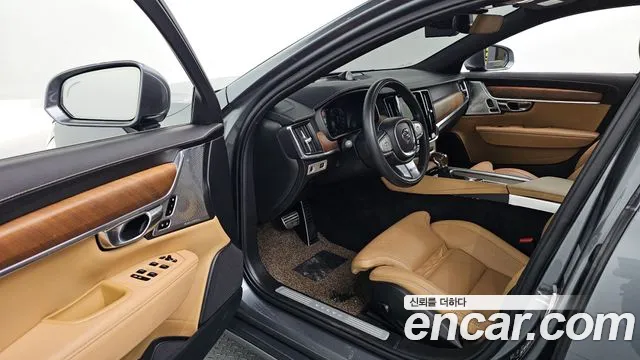 Volvo S90 2018 — фото 10
