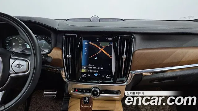 Volvo S90 2018 — фото 13