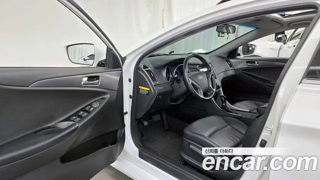 Hyundai Sonata 2014 — фото 10