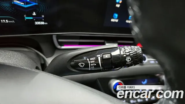 Hyundai AVANTE 2023 — фото 17