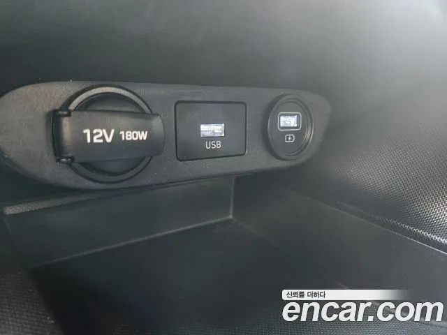 Hyundai AVANTE 2021 — фото 14