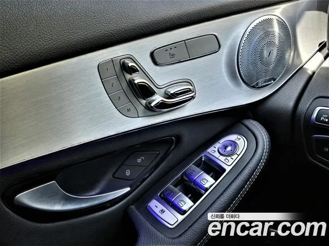 Mercedes-Benz GLC-Class 2018 — фото 11