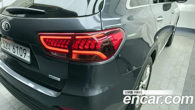Kia Sorento 2020 — фото 9