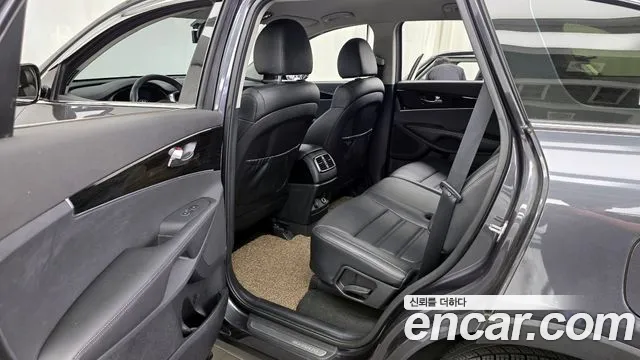 Kia Sorento 2020 — фото 16