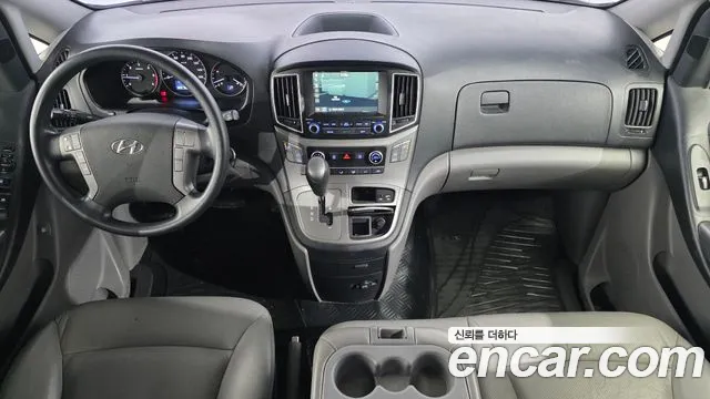 Hyundai Starex 2018 — фото 7