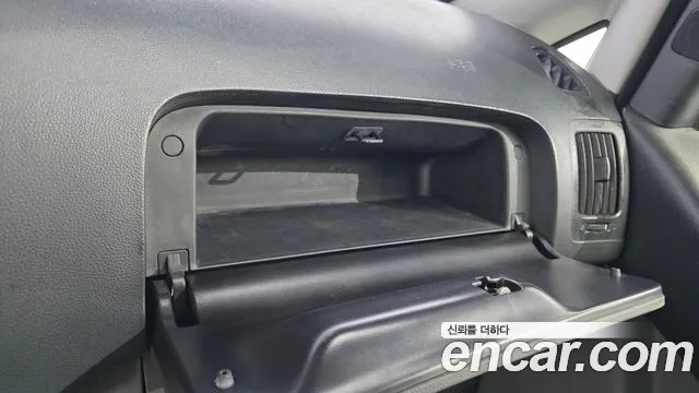 Hyundai Starex 2018 — фото 18