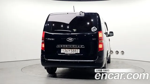 Hyundai Starex 2017 — фото 4