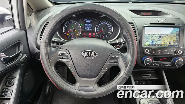 Kia K3 2015 — фото 19