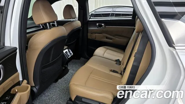 Kia Sorento 2024 — фото 16