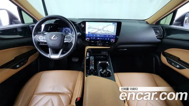 Lexus NX 2023 — фото 10