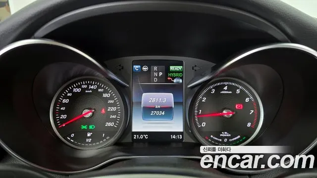 Mercedes-Benz C-Class 2018 — фото 11