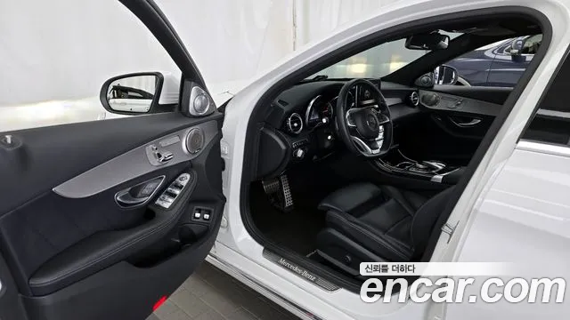 Mercedes-Benz C-Class 2018 — фото 13