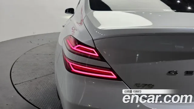 Genesis G70 2023 — фото 9