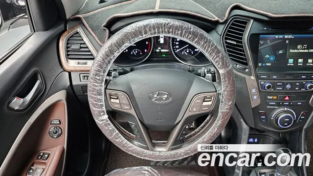 Hyundai Santafe 2017 — фото 13