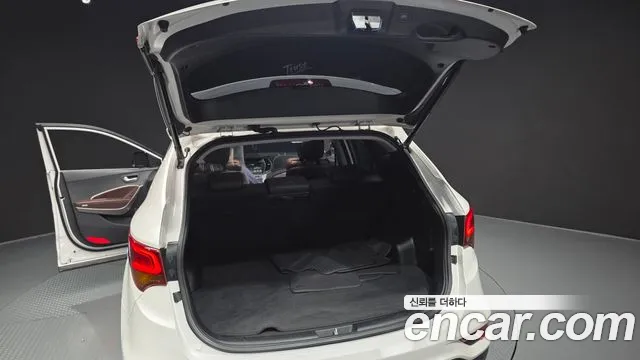 Hyundai Santafe 2017 — фото 20