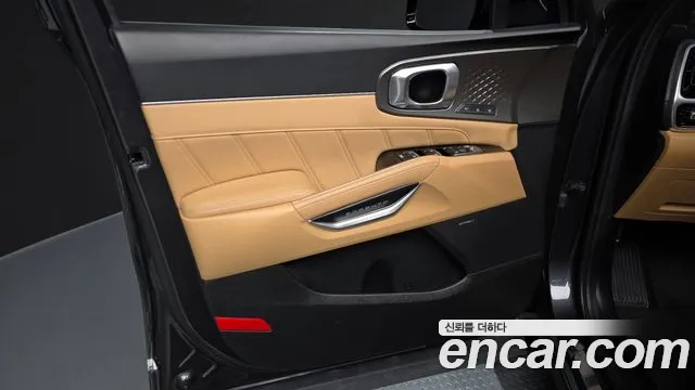 Kia Sorento 2023 — фото 14