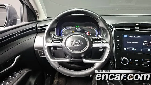 Hyundai Tucson 2023 — фото 19