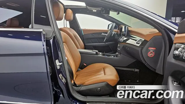 Mercedes-Benz CLS-Class 2017 — фото 12