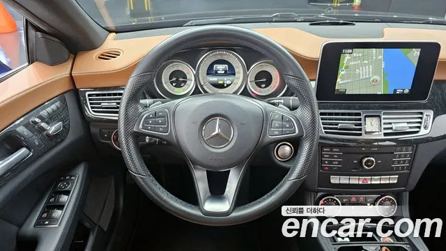 Mercedes-Benz CLS-Class 2017 — фото 13