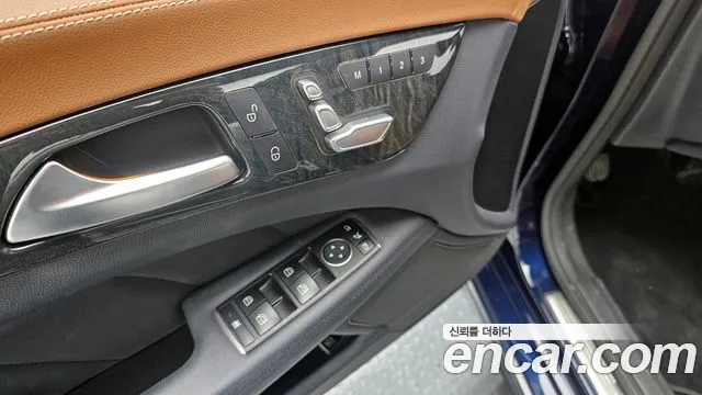 Mercedes-Benz CLS-Class 2017 — фото 16