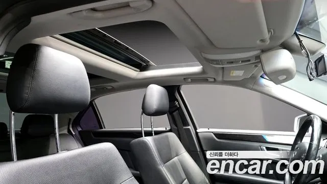 Mercedes-Benz E-Class 2010 — фото 20