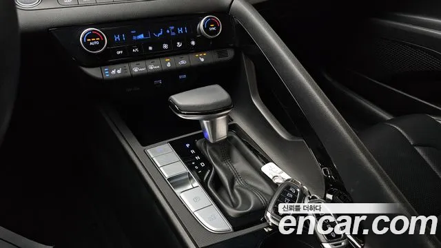 Hyundai AVANTE 2021 — фото 11