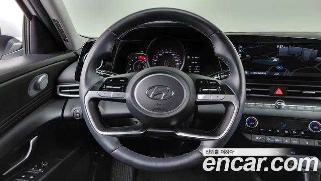 Hyundai AVANTE 2021 — фото 18
