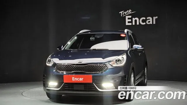 Kia Niro 2017 — фото 3