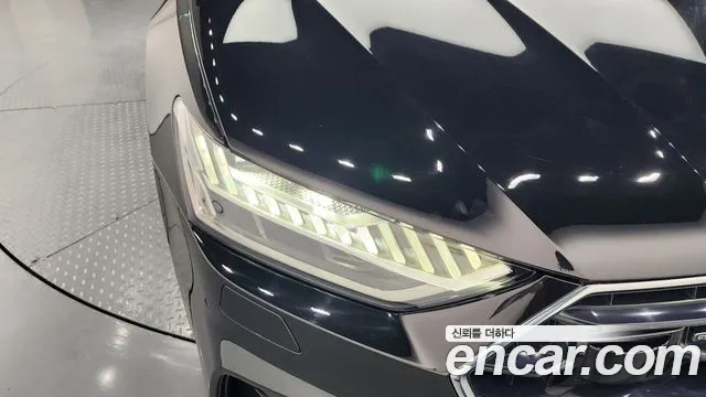 Audi A7 2021 — фото 8