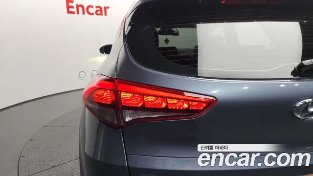 Hyundai Tucson 2018 — фото 9
