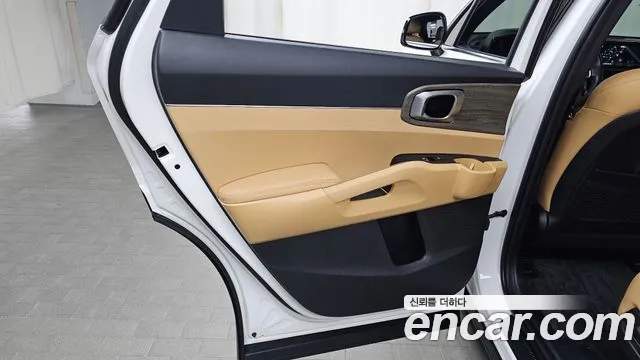 Kia Sorento 2022 — фото 15
