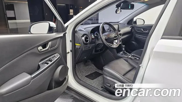 Hyundai Kona 2018 — фото 13