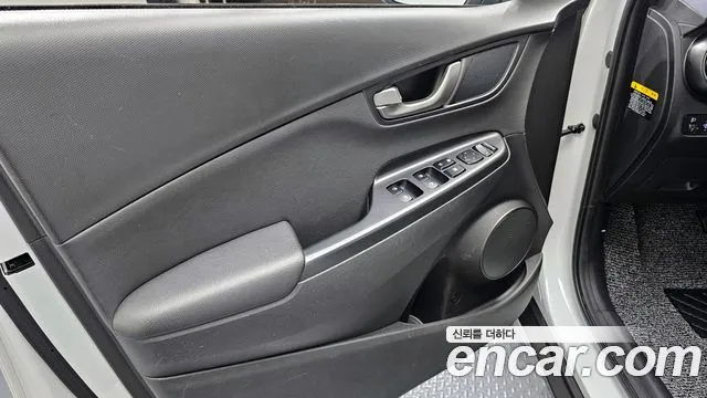 Hyundai Kona 2018 — фото 14
