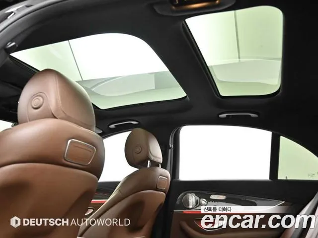 Mercedes-Benz E-Class 2019 — фото 19