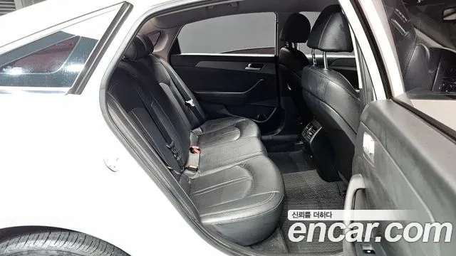 Hyundai Sonata 2018 — фото 11