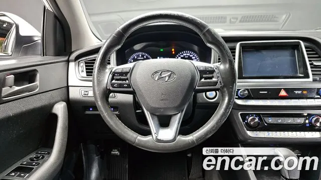 Hyundai Sonata 2018 — фото 12