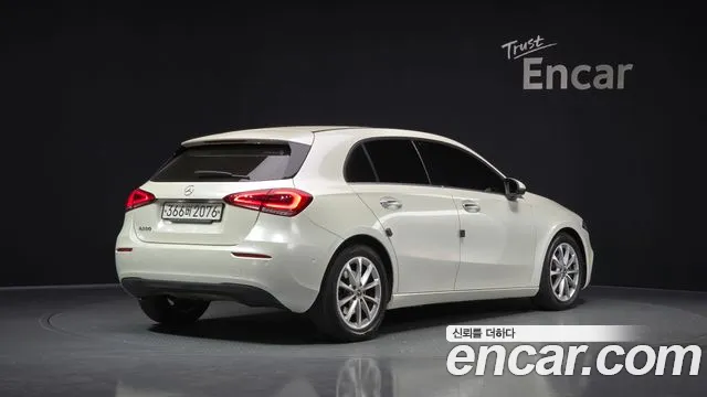 Mercedes-Benz A-Class 2020 — фото 2