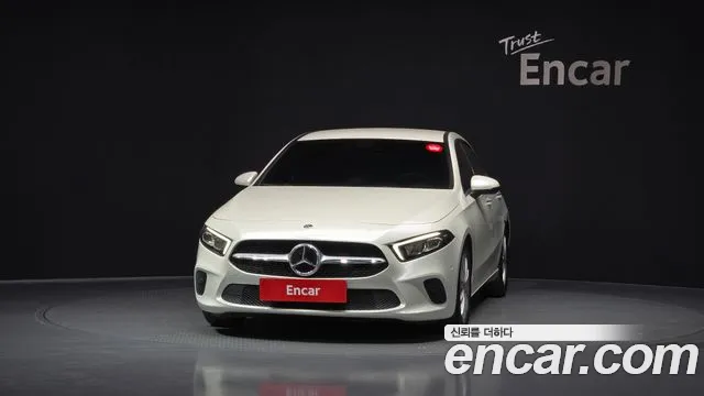 Mercedes-Benz A-Class 2020 — фото 3