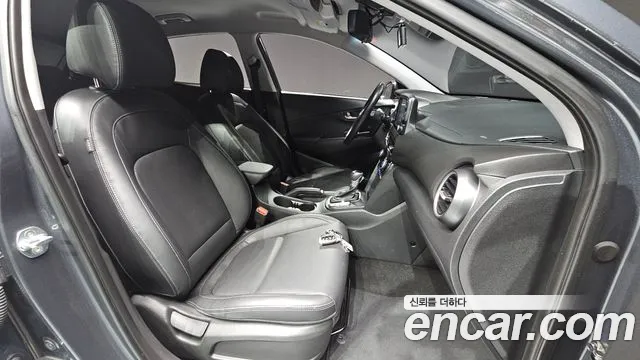 Hyundai Kona 2018 — фото 13