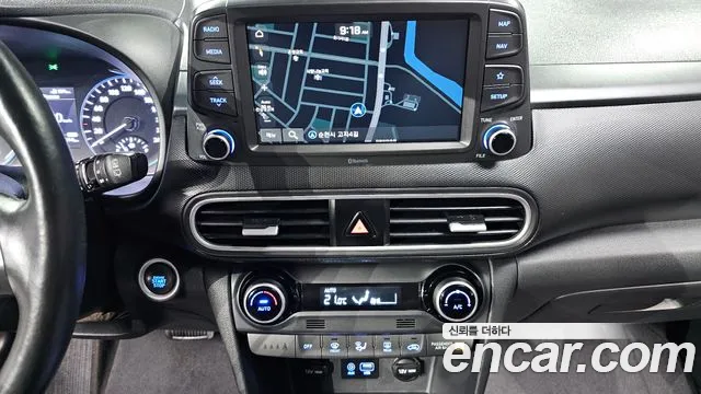 Hyundai Kona 2018 — фото 19