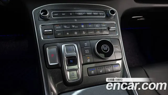 Hyundai Santafe 2023 — фото 12