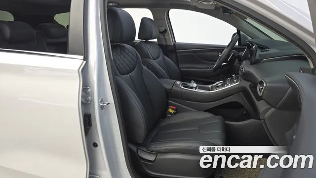 Hyundai Santafe 2023 — фото 17