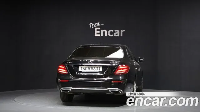 Mercedes-Benz E-Class 2020 — фото 4