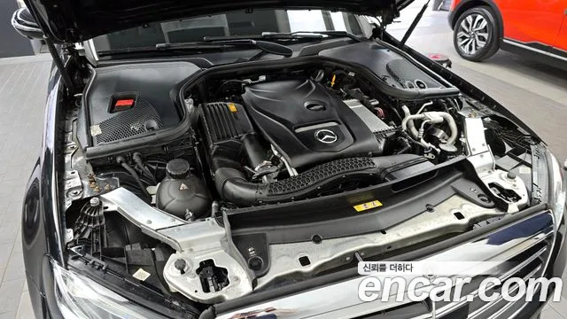 Mercedes-Benz E-Class 2020 — фото 6