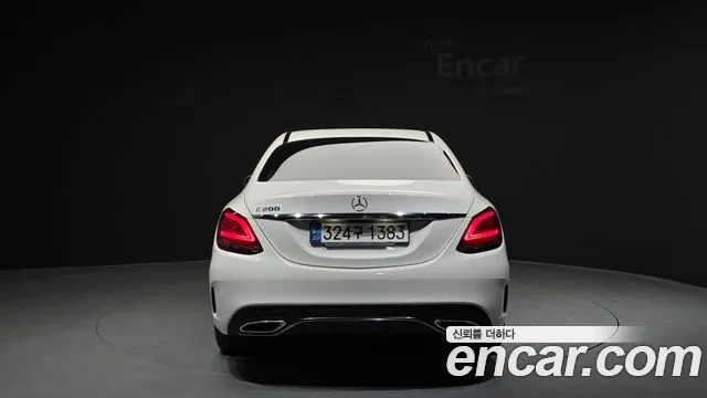 Mercedes-Benz C-Class 2021 — фото 4